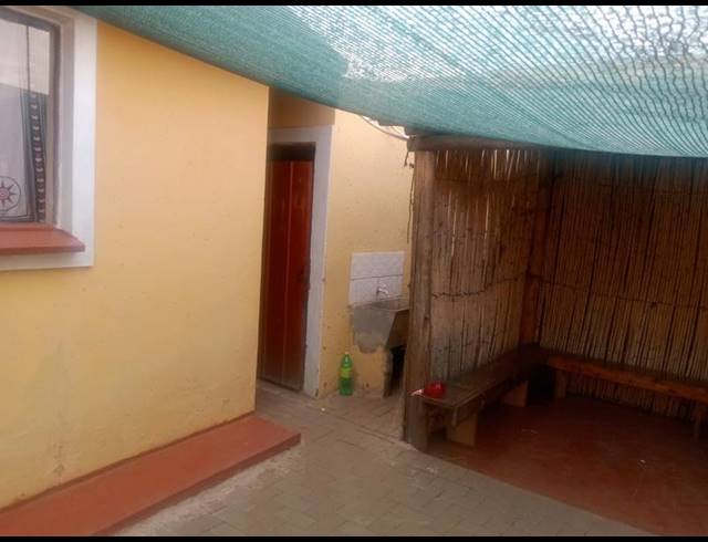 2 BEDROOM HOUSE FOR SALE IN PALM RIDGE